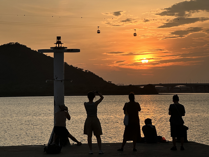 Chase the Golden Hour